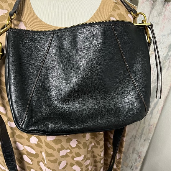 Fossil Black Leather Cross body Bag Purse - Picture 6 of 13